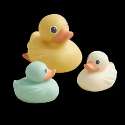 Itzy Ducky Family Bath Toys